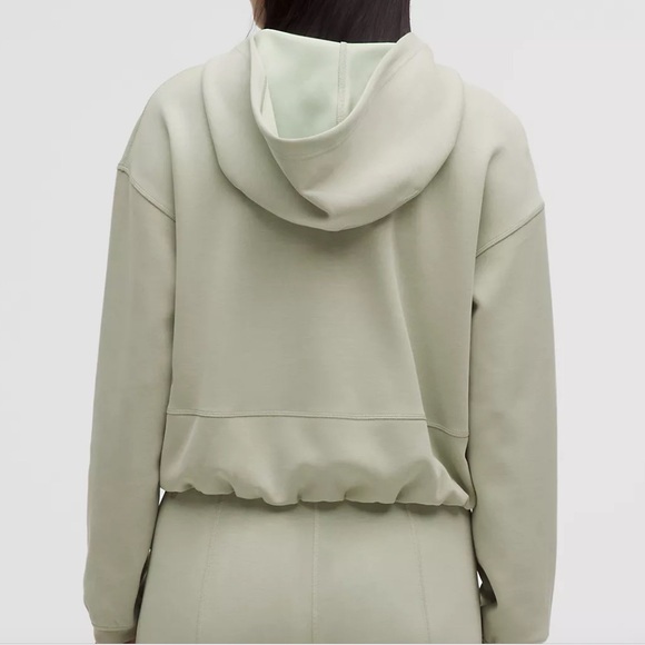 Lululemon jacket - Picture 2 of 7